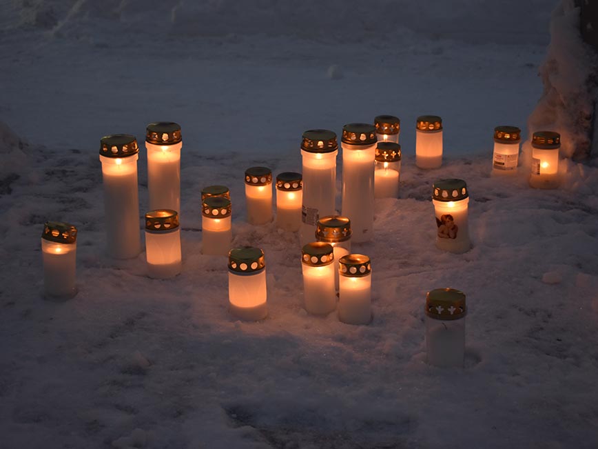 Lapland - Christmas Lanterns - Dodd Family Adventure Blog
